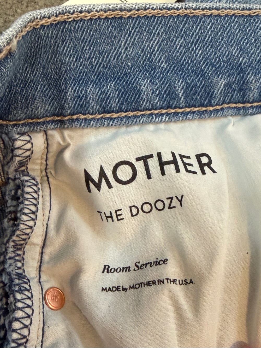 Mother Denim - The Doozy - High Rise Wide Leg Flare - Long Inseam - Size 30 NWT - Picture 9 of 13